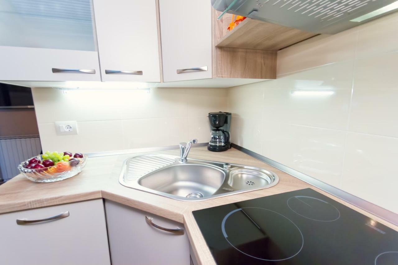 Apartments Mirjana Novigrad Istria Extérieur photo