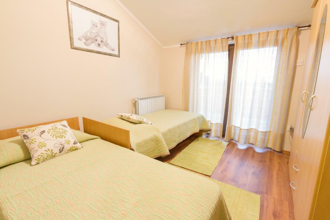Apartments Mirjana Novigrad Istria Extérieur photo